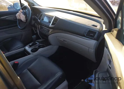 2017 Honda Pilot Lx z USA, uszkodzony, nr VIN 5FNYF5H1XHB003058